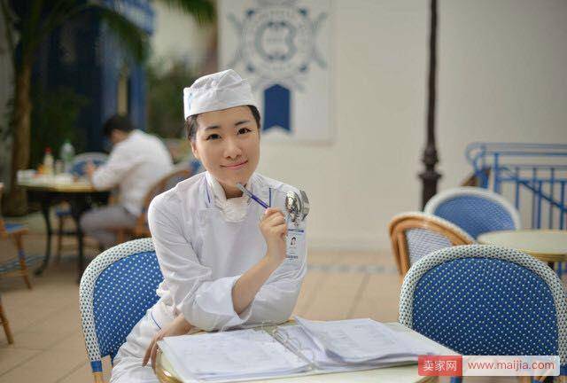 女学霸开抹茶店：月销售额近200万元，还获天使投资